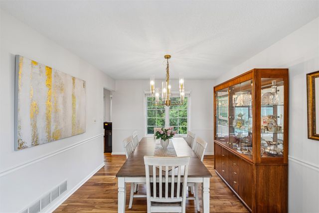9110 Timberwood Drive, Johnston, IA 50131