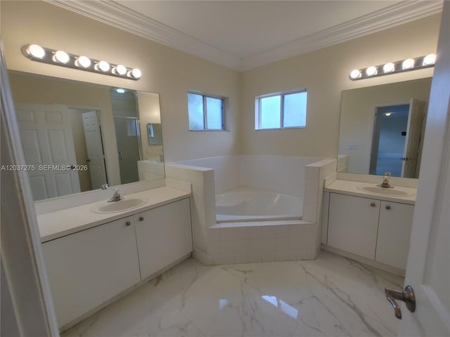 21872 SW 95th Pl 21872, Cutler Bay, FL 33190