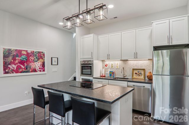 55 Laurel Spring Lane, Hendersonville, NC 28739
