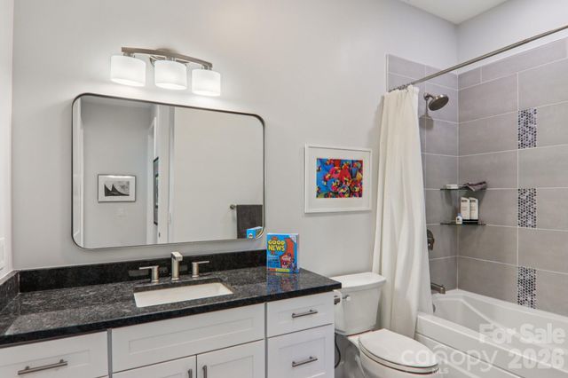 55 Laurel Spring Lane, Hendersonville, NC 28739