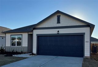 1004 Lacebark Pine Lane, Brookshire, TX 77423