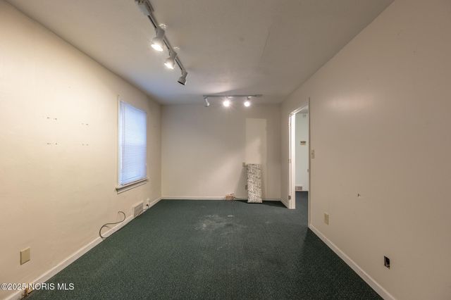 413 Superior Street, Rossford, OH 43460