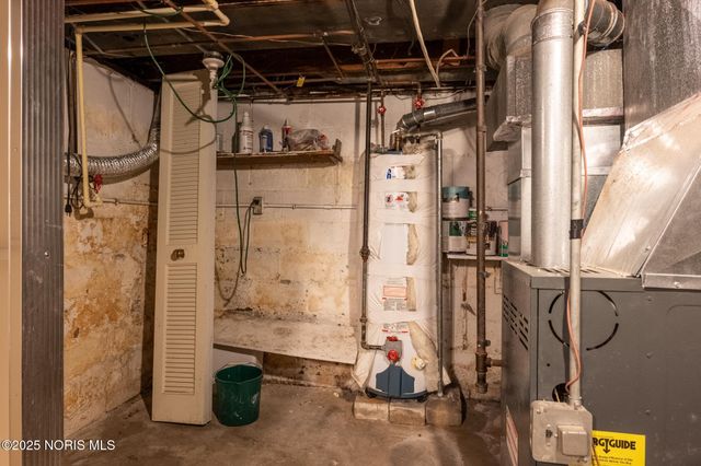 413 Superior Street, Rossford, OH 43460