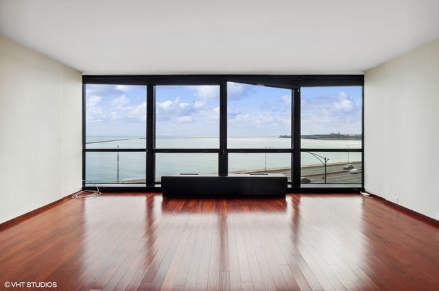 900 N Lake Shore Drive 514, Chicago, IL 60611