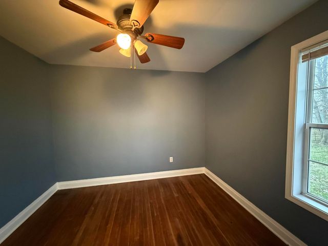 1543 W Tunnel Hill Road, Owingsville, KY 40360