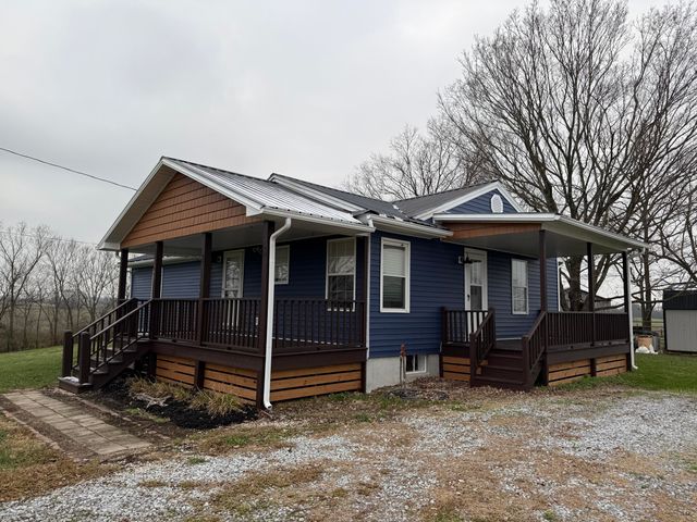 1543 W Tunnel Hill Road, Owingsville, KY 40360