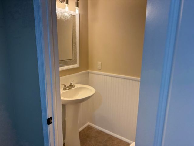 1543 W Tunnel Hill Road, Owingsville, KY 40360