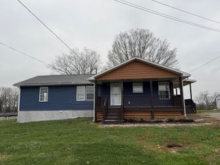 1543 W Tunnel Hill Road, Owingsville, KY 40360