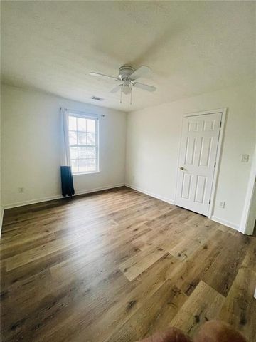 3709 Hutchinson Trace Drive, Cumming, GA 30040