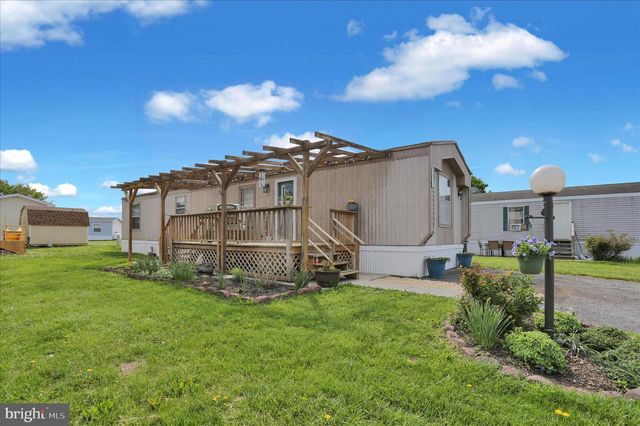 616 PALM CITY PARK, Annville, PA 17003