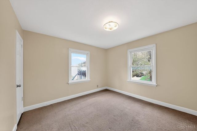 1778 Ashbrook Drive, Cincinnati, OH 45238