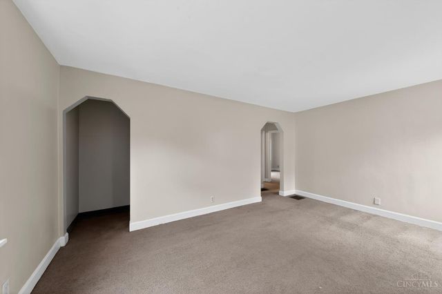 1778 Ashbrook Drive, Cincinnati, OH 45238