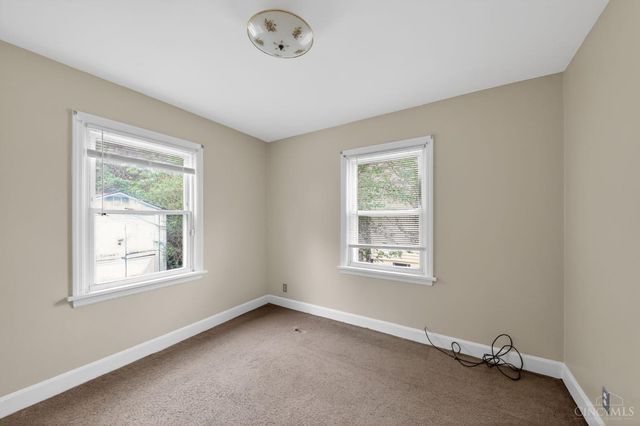 1778 Ashbrook Drive, Cincinnati, OH 45238