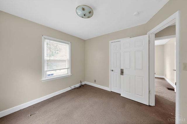 1778 Ashbrook Drive, Cincinnati, OH 45238