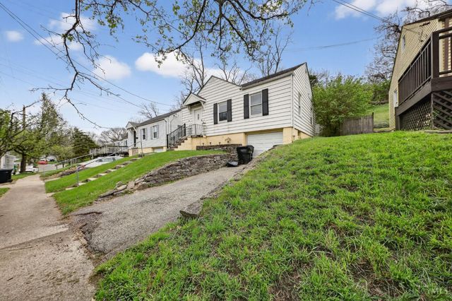 1778 Ashbrook Drive, Cincinnati, OH 45238