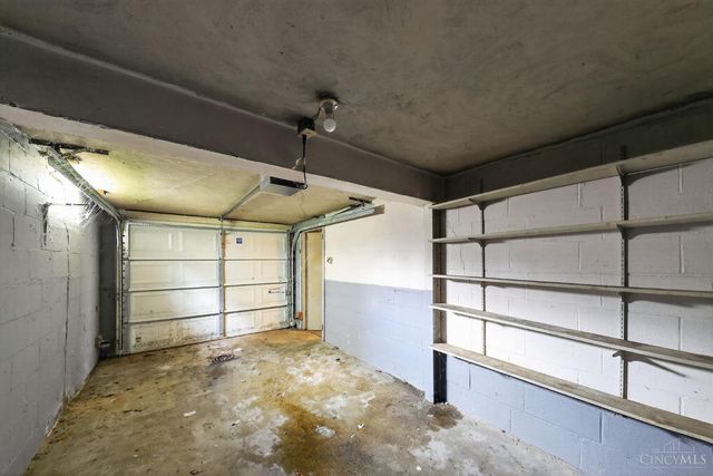 1778 Ashbrook Drive, Cincinnati, OH 45238