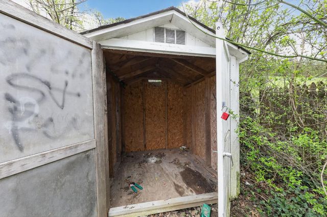 1778 Ashbrook Drive, Cincinnati, OH 45238