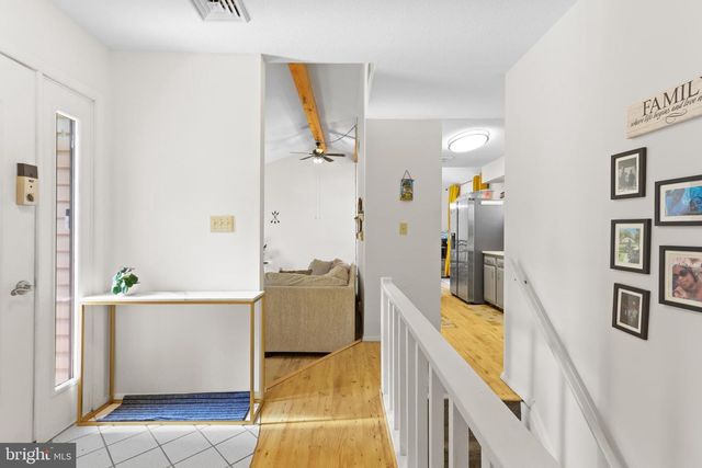 110 SUNDEW DR, East Stroudsburg, PA 18301