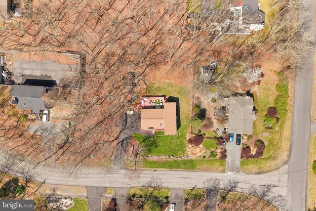 110 SUNDEW DR, East Stroudsburg, PA 18301