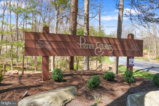 110 SUNDEW DR, East Stroudsburg, PA 18301