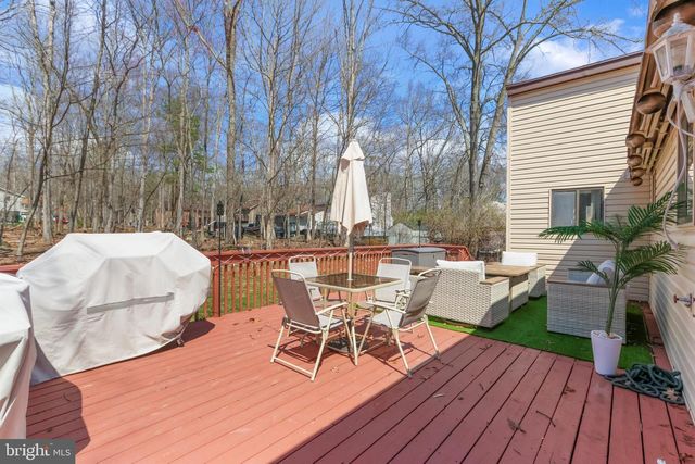 110 SUNDEW DR, East Stroudsburg, PA 18301