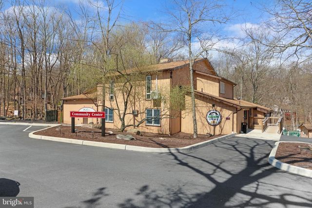 110 SUNDEW DR, East Stroudsburg, PA 18301