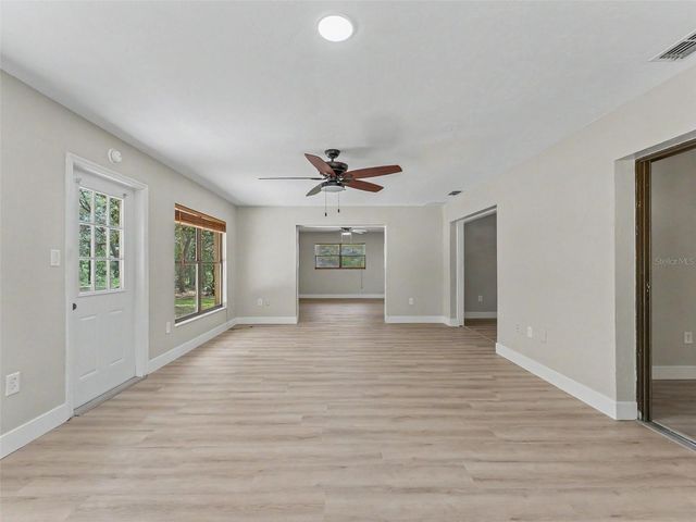 162 W MASSACHUSETTS STREET, Hernando, FL 34442