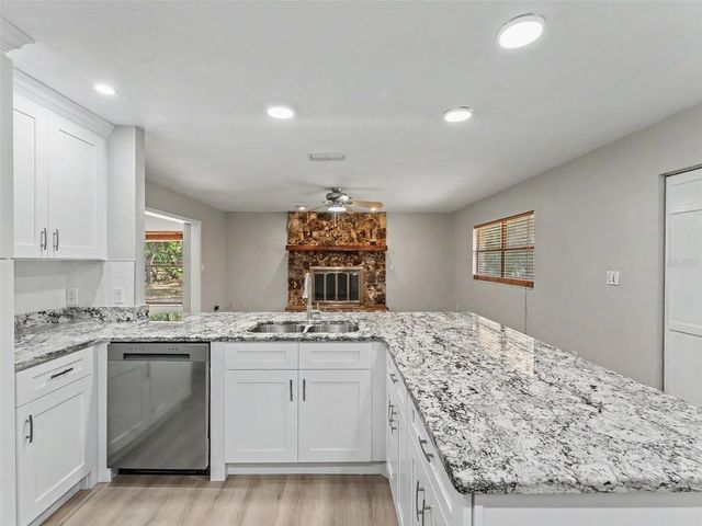 162 W MASSACHUSETTS STREET, Hernando, FL 34442