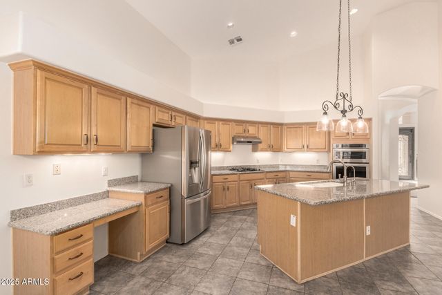 2090 E FINLEY Street, Gilbert, AZ 85296