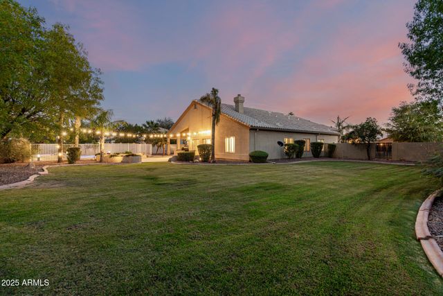 2090 E FINLEY Street, Gilbert, AZ 85296