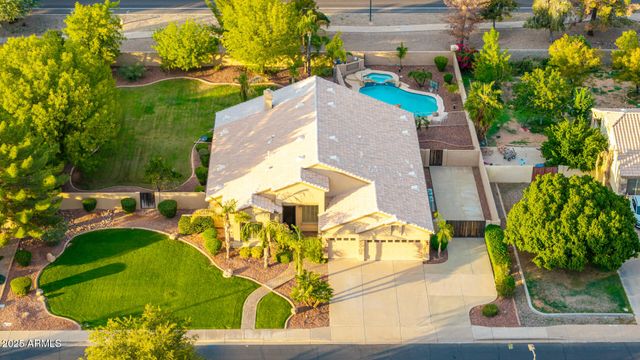 2090 E FINLEY Street, Gilbert, AZ 85296