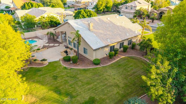 2090 E FINLEY Street, Gilbert, AZ 85296