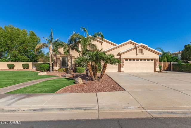 2090 E FINLEY Street, Gilbert, AZ 85296