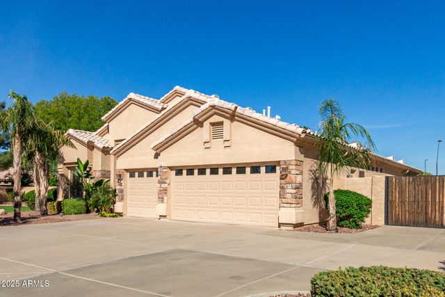 2090 E FINLEY Street, Gilbert, AZ 85296