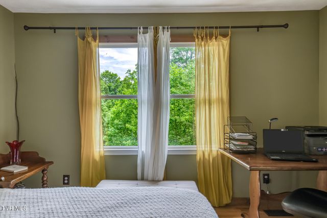 130 Timber Lane, Hampton, TN 37658