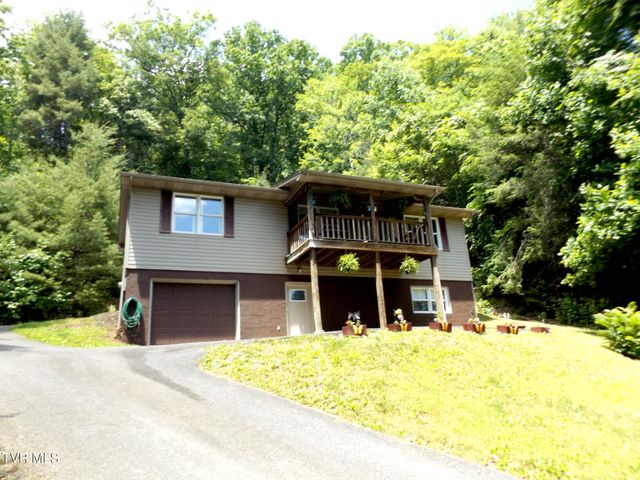 130 Timber Lane, Hampton, TN 37658