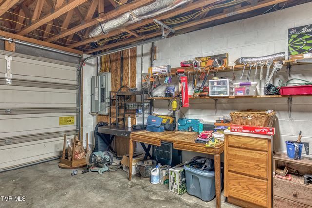 130 Timber Lane, Hampton, TN 37658