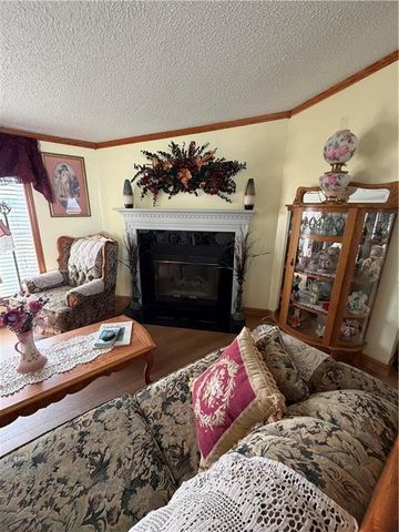 22093 Jasper Trail, Maryville, MO 64468