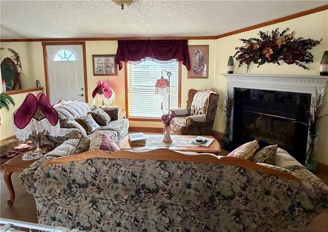 22093 Jasper Trail, Maryville, MO 64468