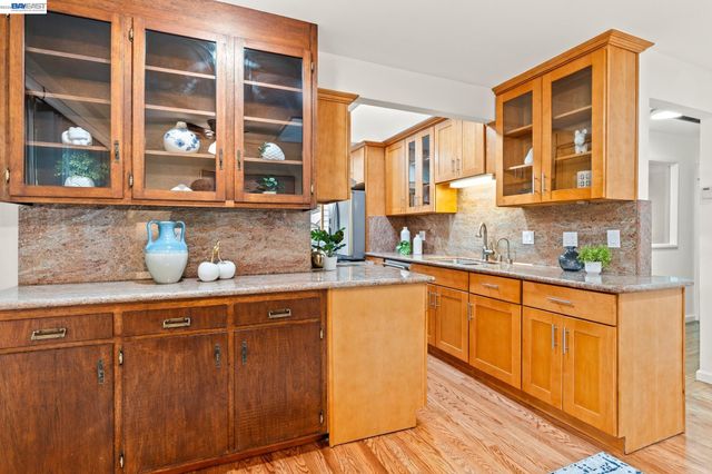 23672 Stratton Ct, Hayward, CA 94541