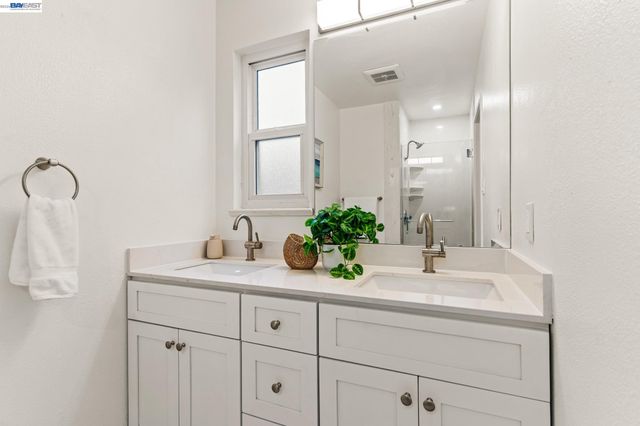 23672 Stratton Ct, Hayward, CA 94541