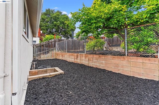 23672 Stratton Ct, Hayward, CA 94541