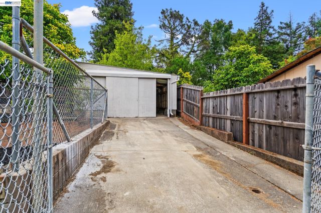 23672 Stratton Ct, Hayward, CA 94541