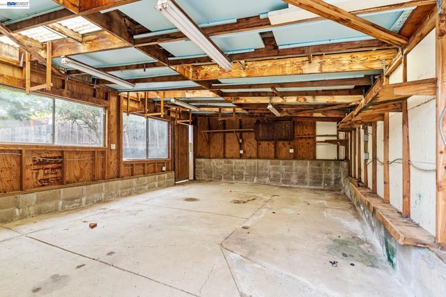 23672 Stratton Ct, Hayward, CA 94541