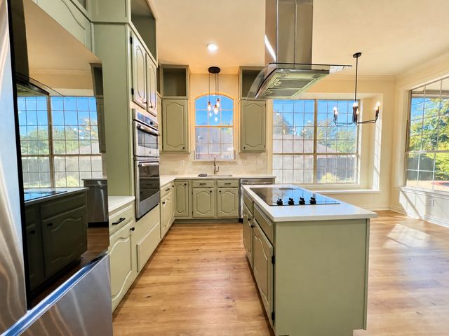 1606 Sarah Brooks Drive, Keller, TX 76248