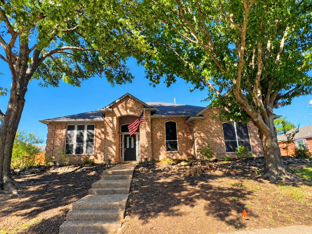 1606 Sarah Brooks Drive, Keller, TX 76248