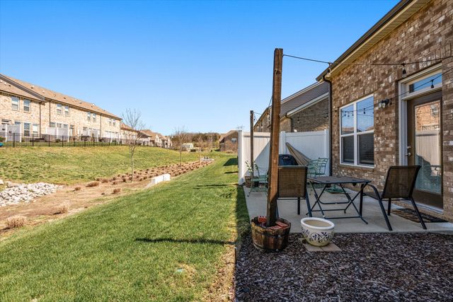 416 Deveron Dr, Gallatin, TN 37066