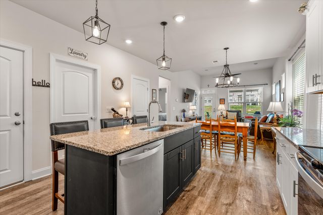 416 Deveron Dr, Gallatin, TN 37066