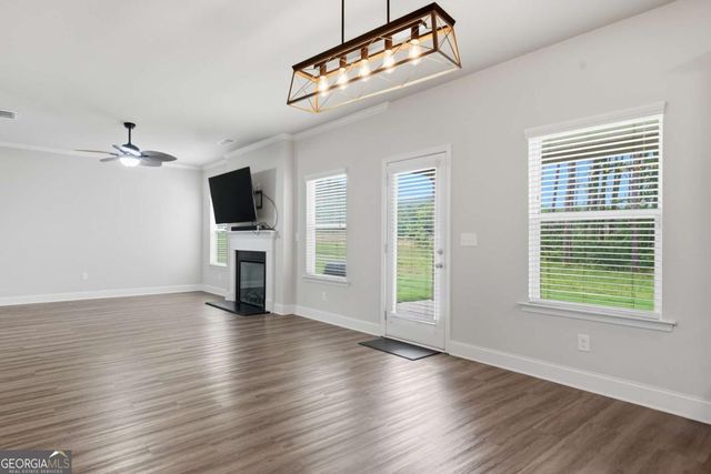 61 N Village Circle, Rydal, GA 30171