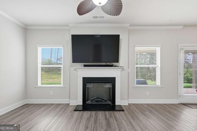 61 N Village Circle, Rydal, GA 30171